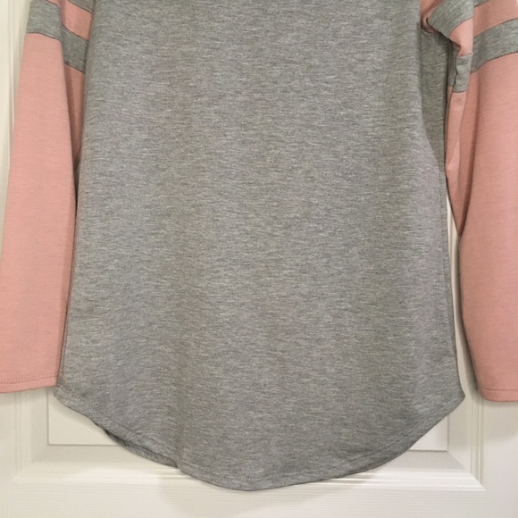 First Look made in USA medium crew neck long sleeves shirt - Picture 2 of 8